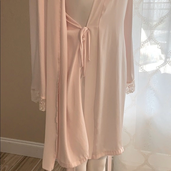 Vintage California Dynasty Maternity/Bridal Light Pink Lace Trim Ladies Robe - Picture 7 of 9